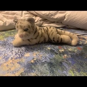 Siegfried and Roy's Mirage Stuffed Tiger Like New from Las Vegas
